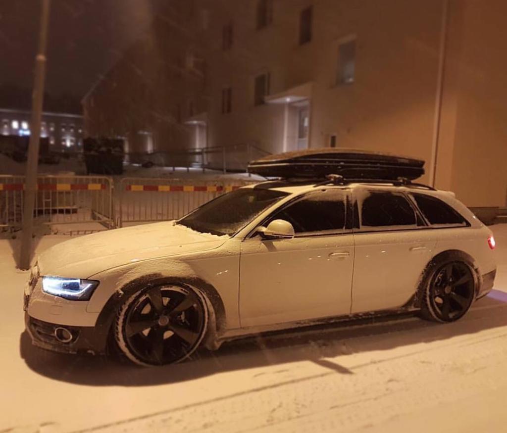 3249911995AUDIA4ALLROAD.jpg