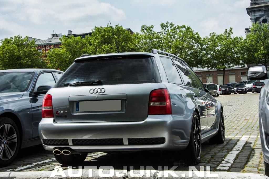 325020AUDIRS4B50189.jpg