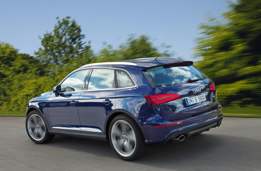 audi_q5_h1.jpg?itok=ZOKrarF2