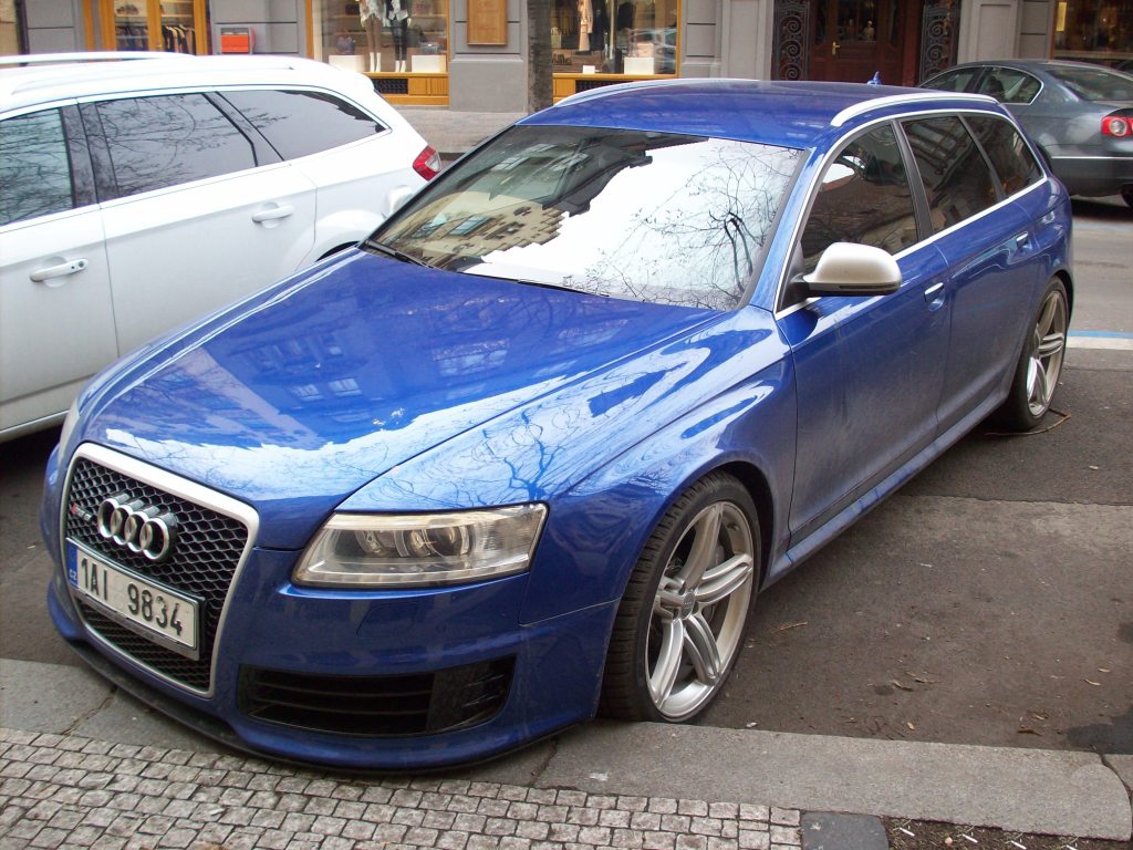 327473RS6706.jpg