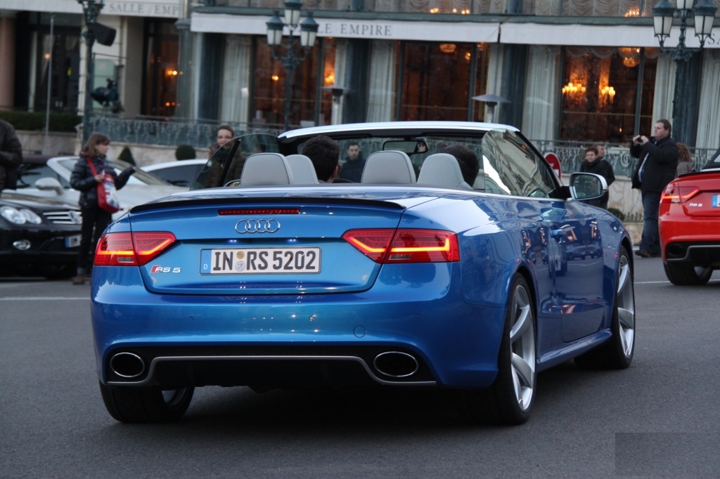 328143039RS5CABRIOLET.jpg