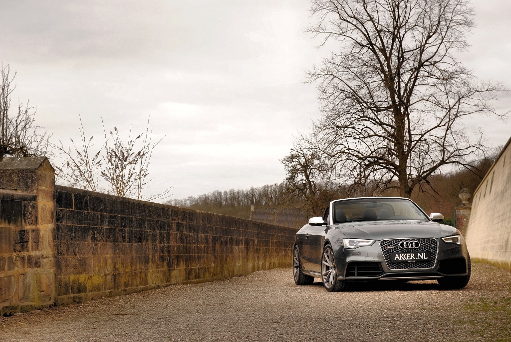 329035191RS5CABRIOLET.jpg