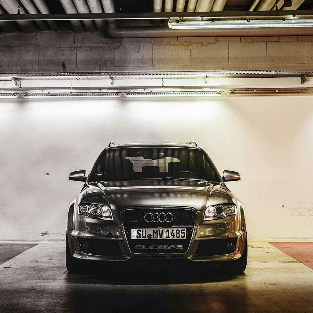 329963AUDIRS42566.jpg