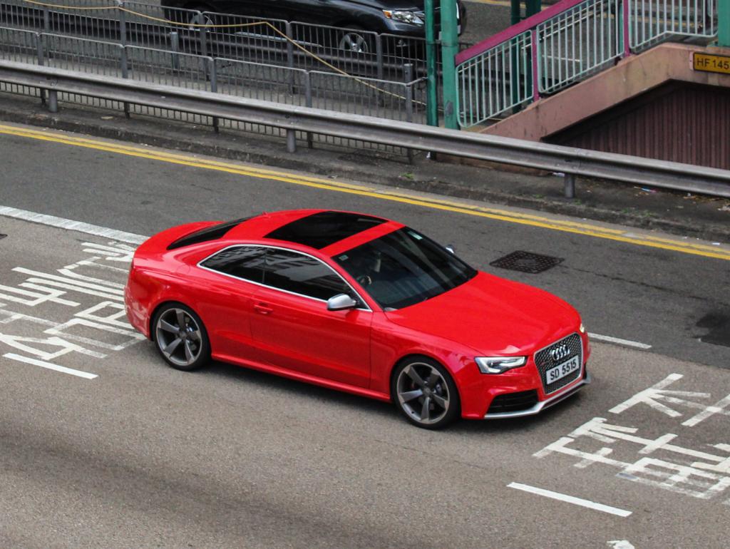 330591AUDIRS53064.jpg