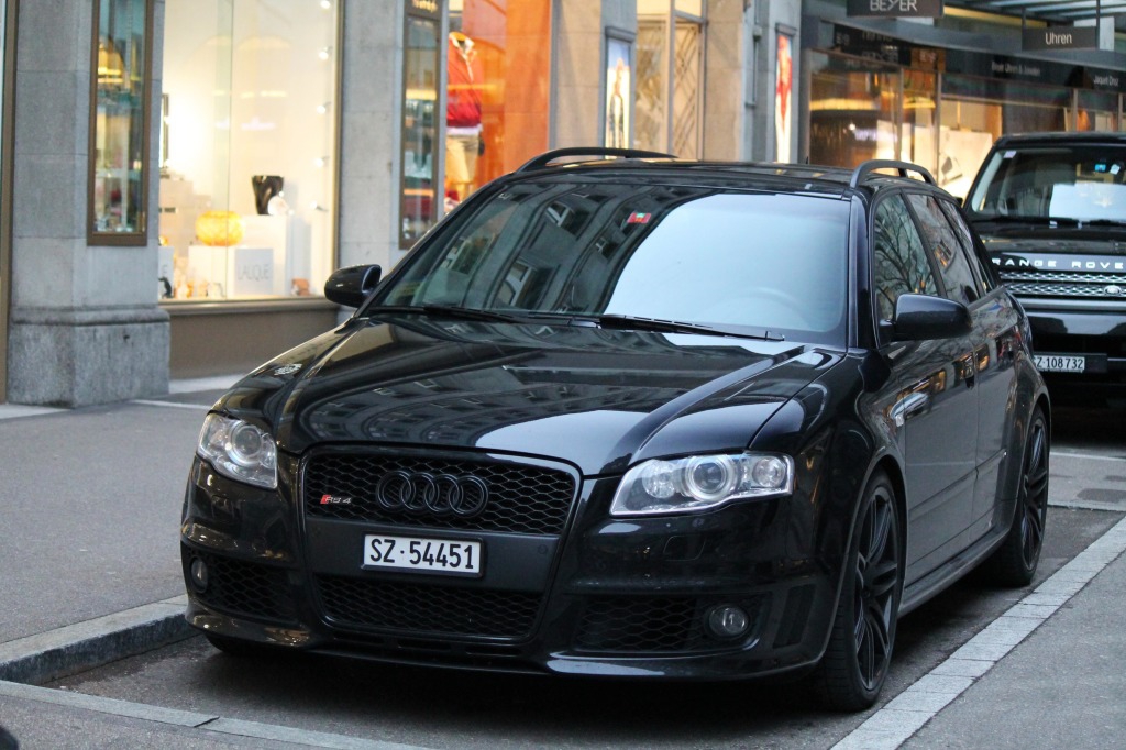 331056AUDIRS41209.jpg