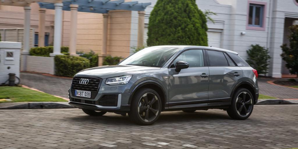 332044AUDIQ20858.jpg