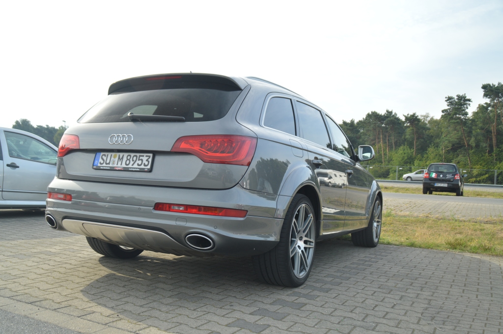 332540949Q7V12.jpg