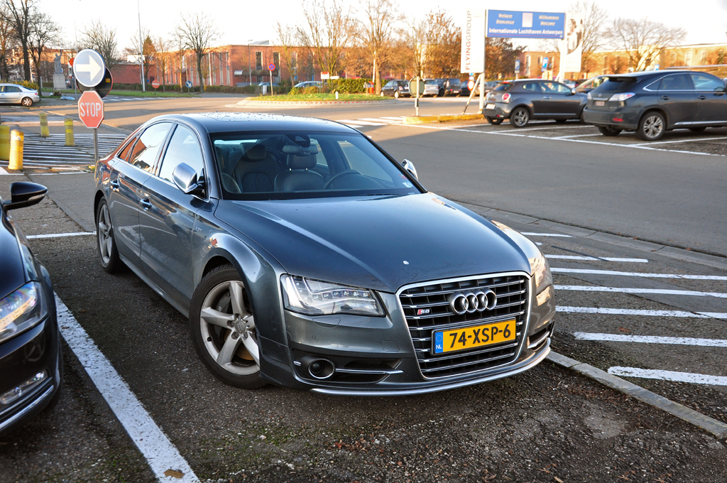 335236S8D41214.jpg