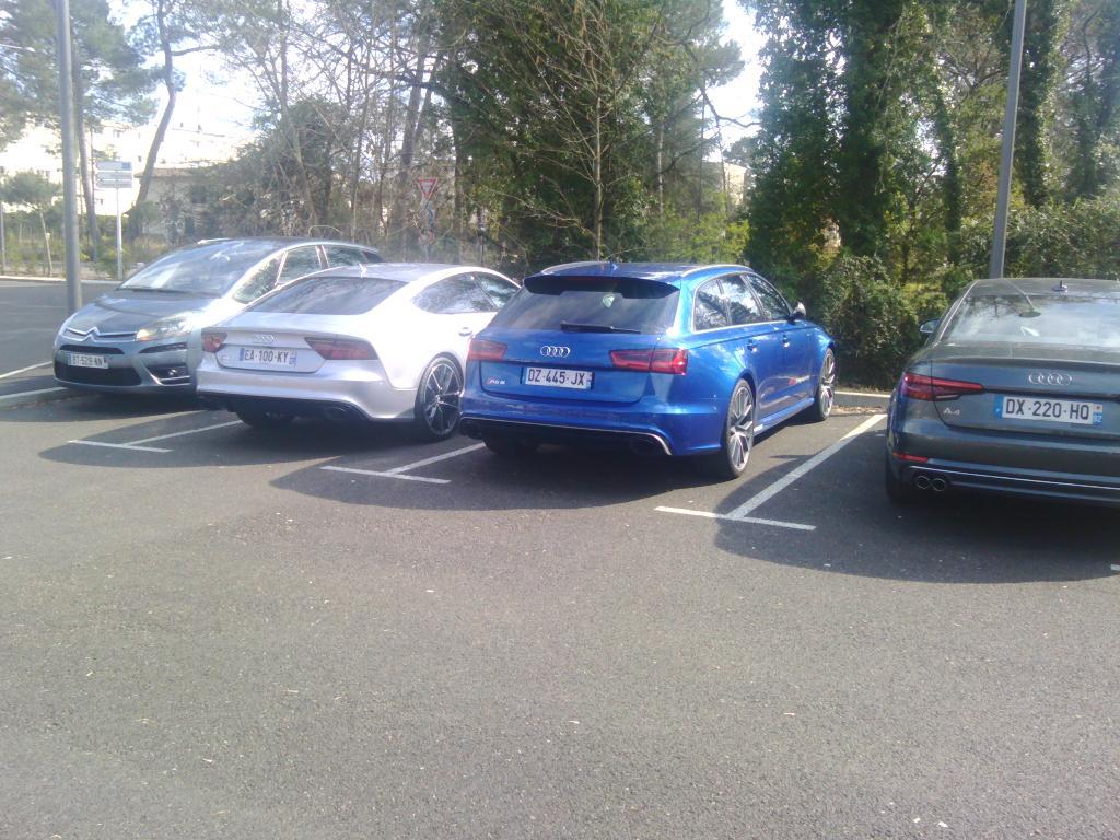 336851AUDIBA118002.jpg