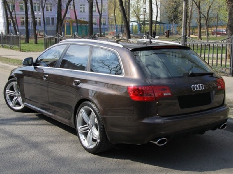 338029RS6ESQUIROU127.jpg