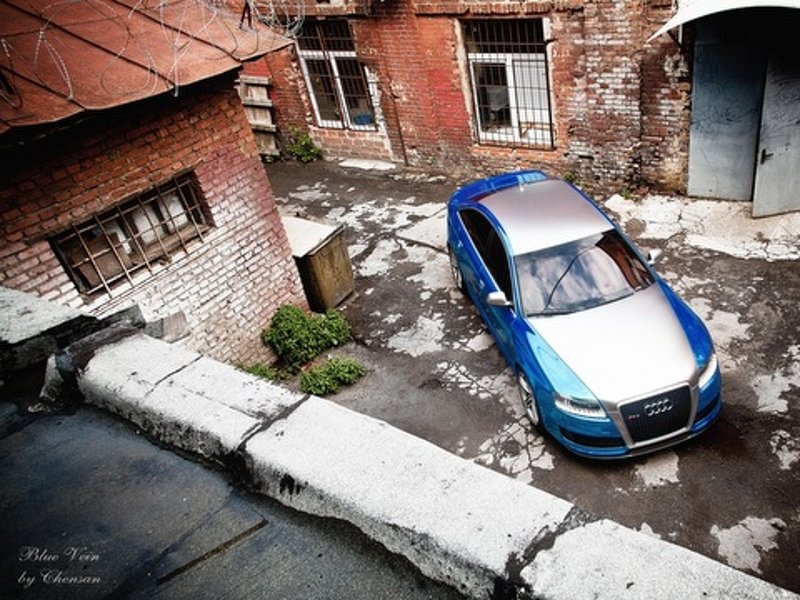 338454RS6ESQUIROU136.jpg
