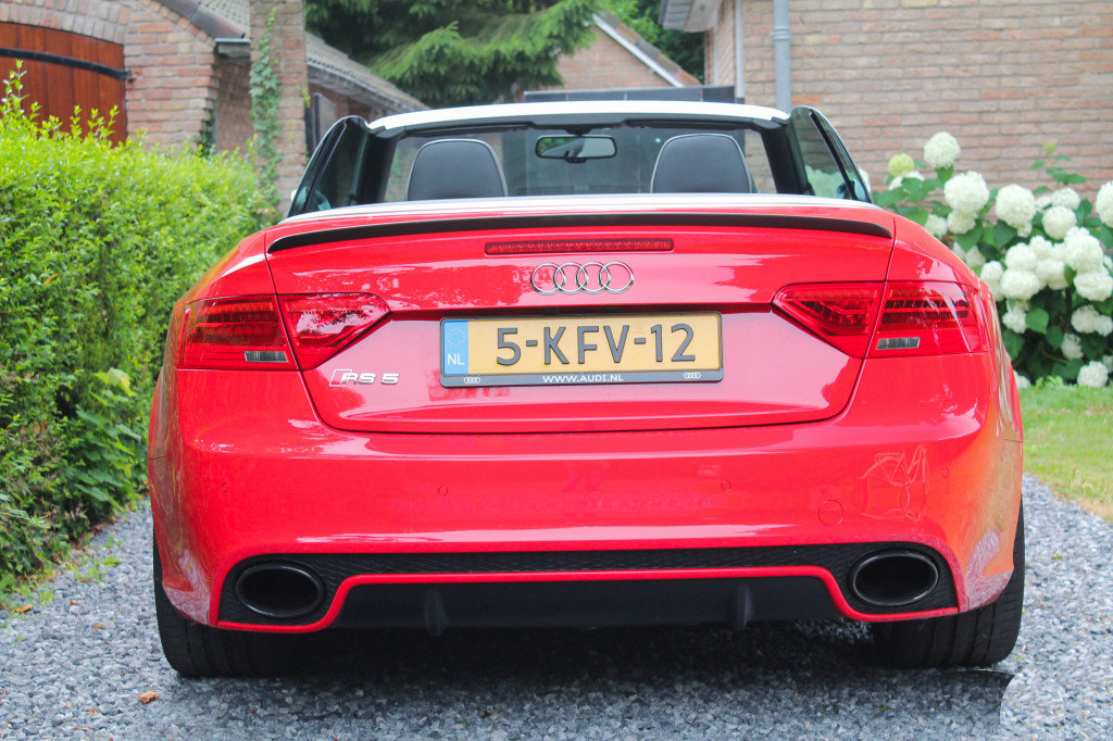 338689413RS5CABRIOLET.jpg