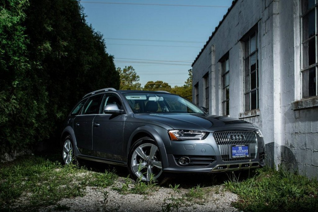 339294387AUDIA4ALLROAD.jpg