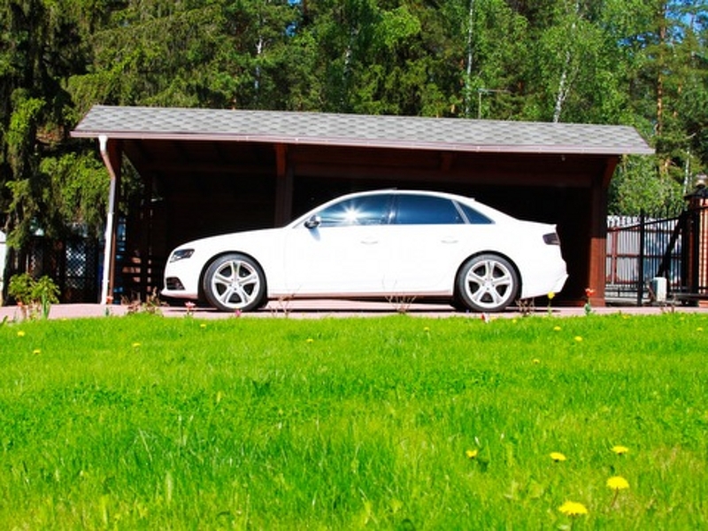 339326146S4ESQUIROU.jpg