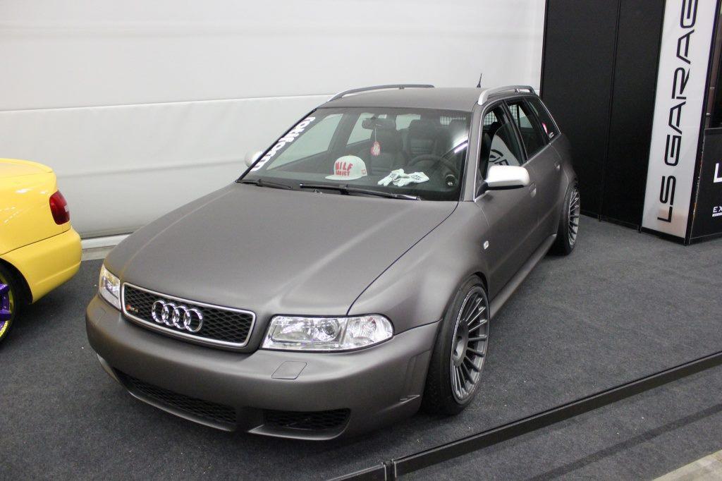 339820AUDIRS4B50567.jpg