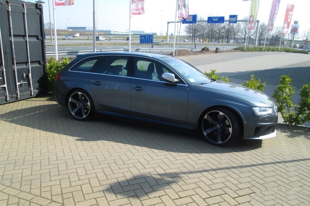 342771RS4B81969.jpg