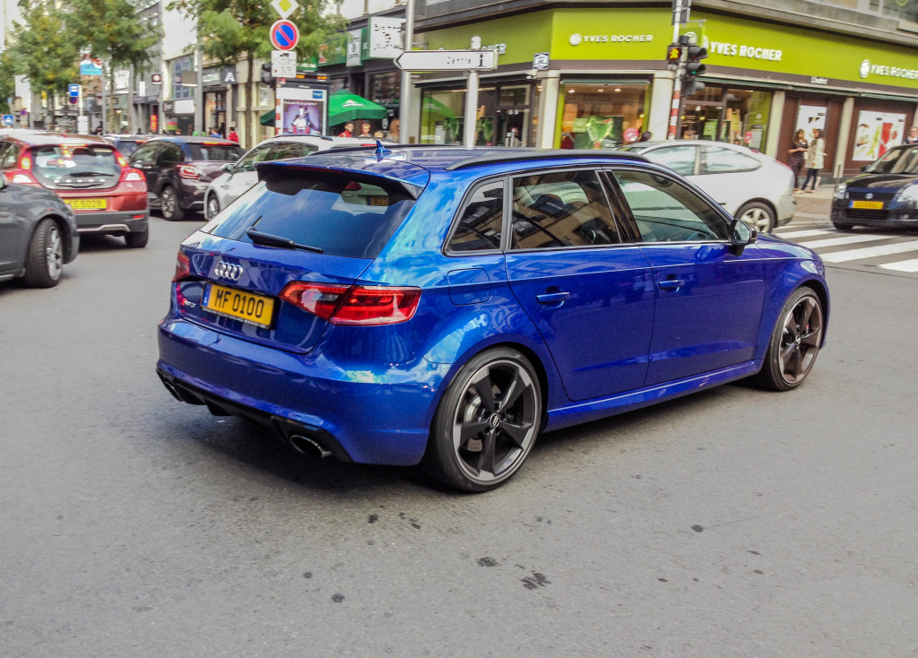 342951RS38V0693.jpg