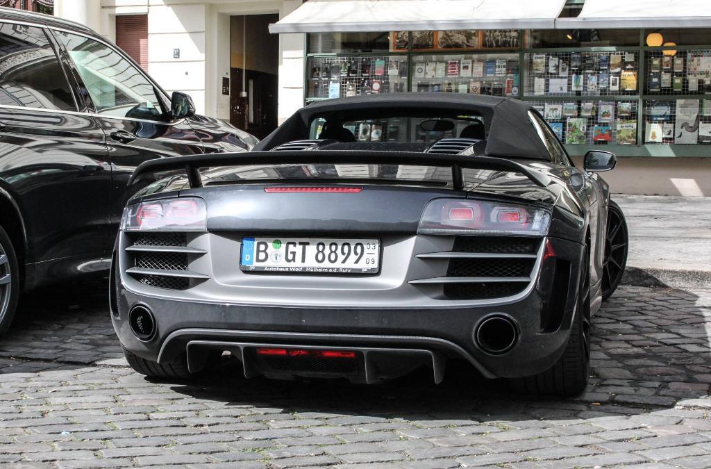 343726R8GT1980.jpg