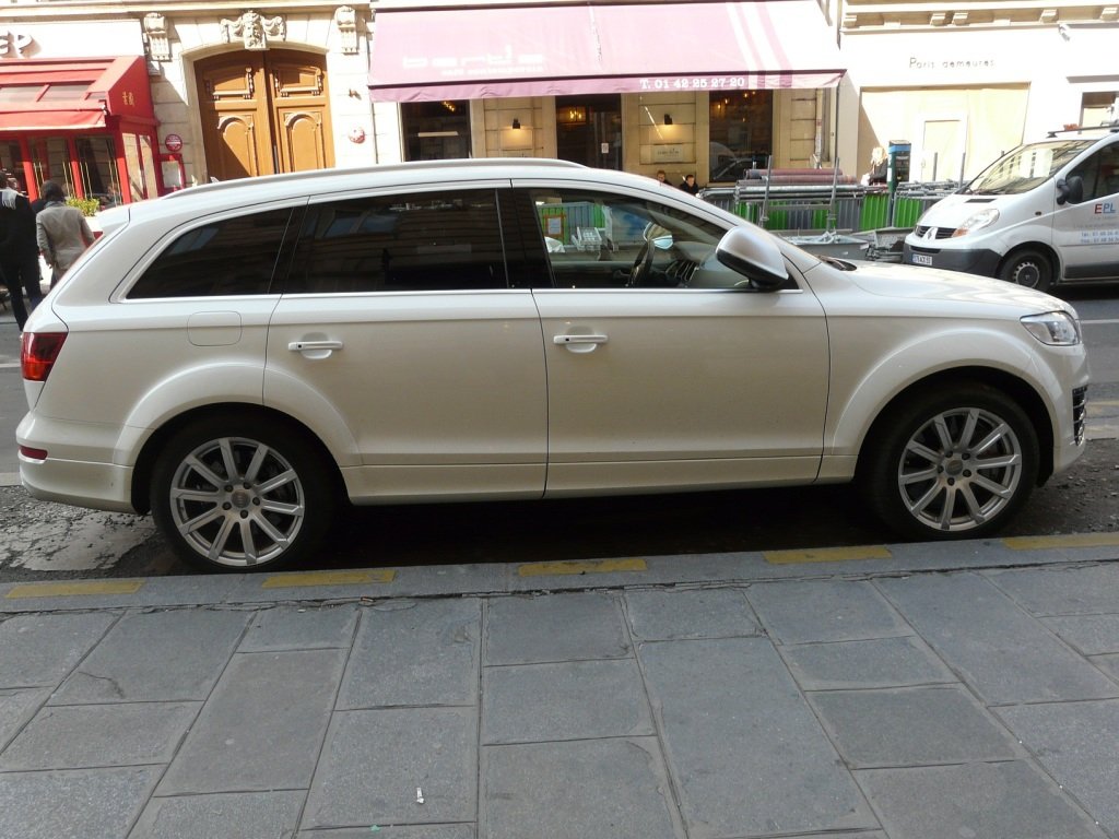 344824750Q7V12.jpg