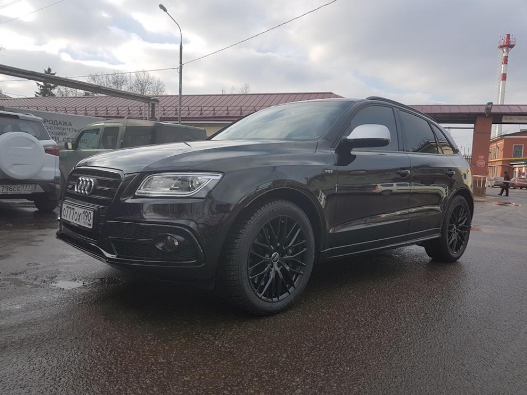 345187AUDISQ52377.jpg