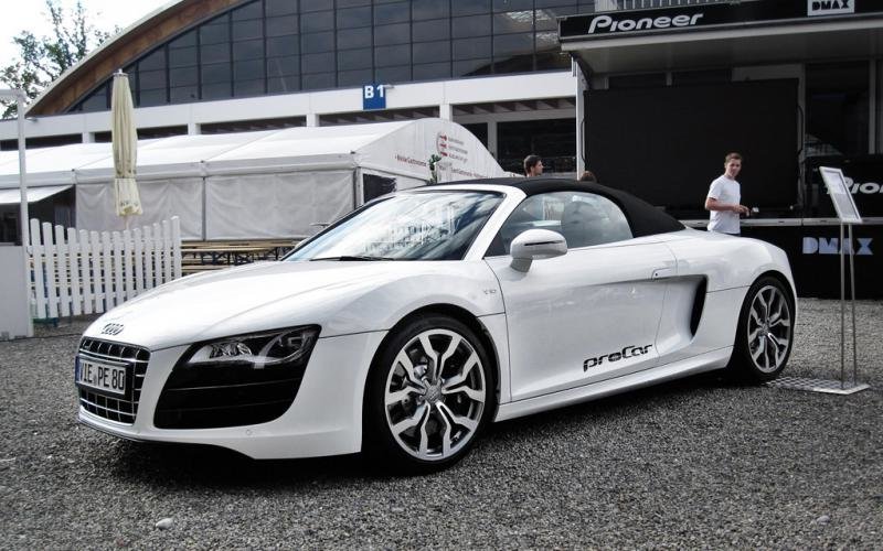 345281audi_r8_spyder.jpg