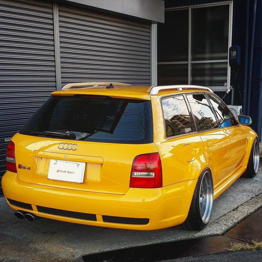 345648AUDIRS4B50291.jpg