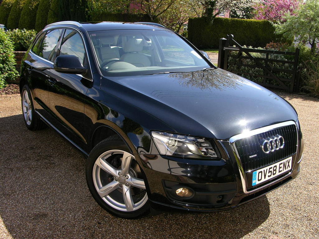 34743753Q5ESQUIROU.jpg