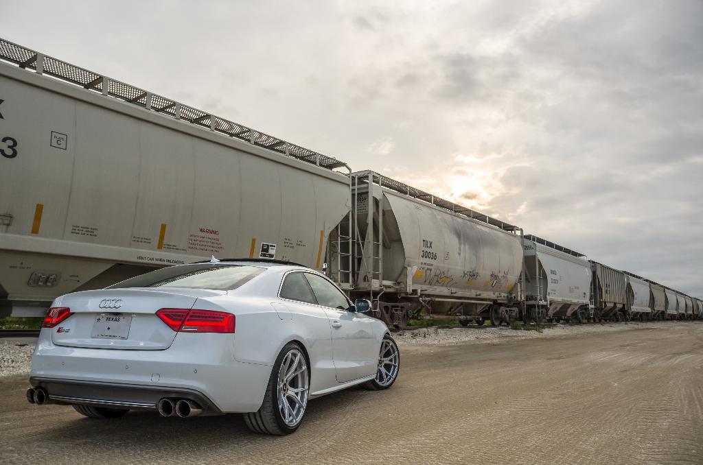 3506712105S5.jpg
