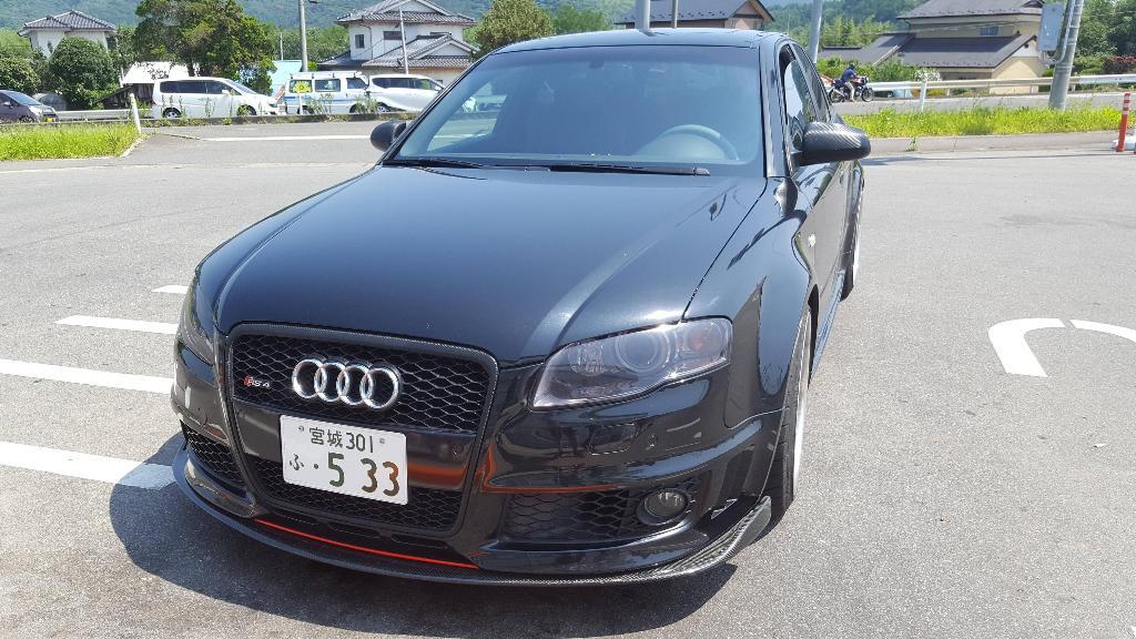 351106AUDIRS42714.jpg