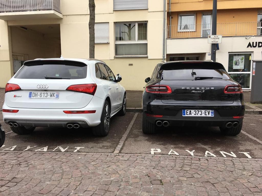 352257AUDISQ52379.jpg