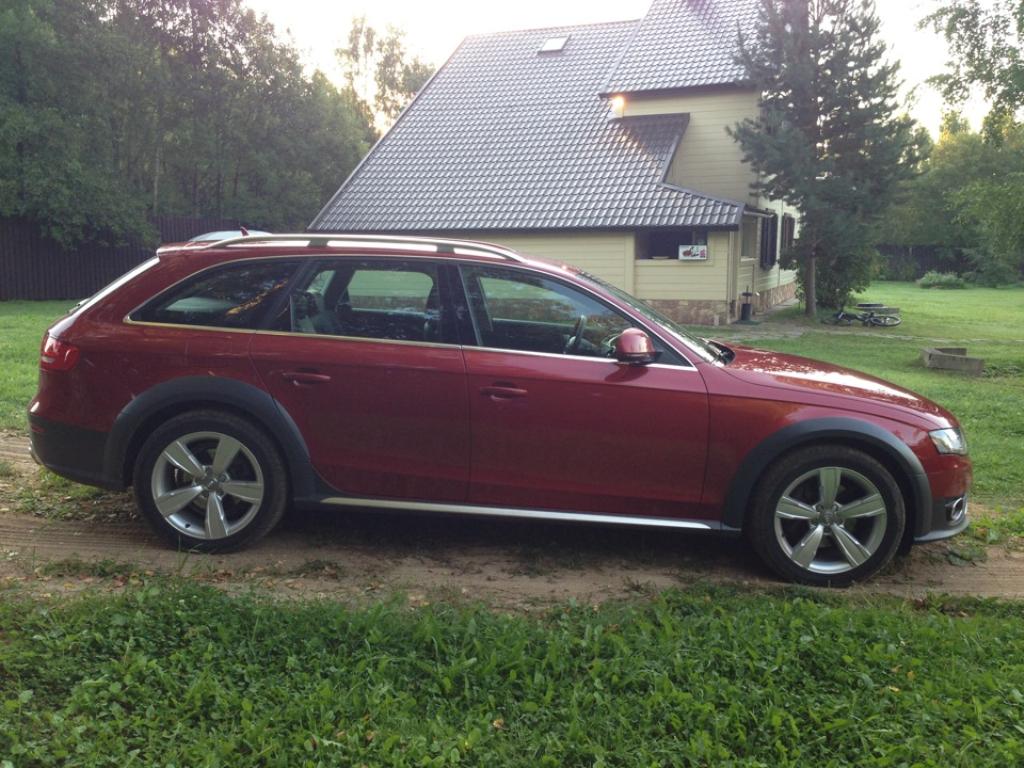 352871733AUDIA4ALLROAD.jpg