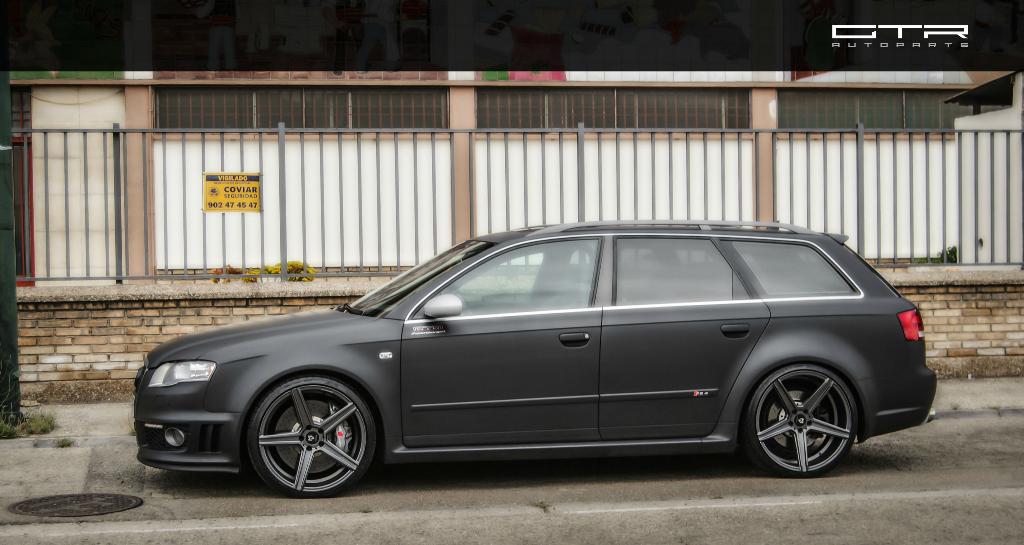 353574AUDIRS41564.jpg