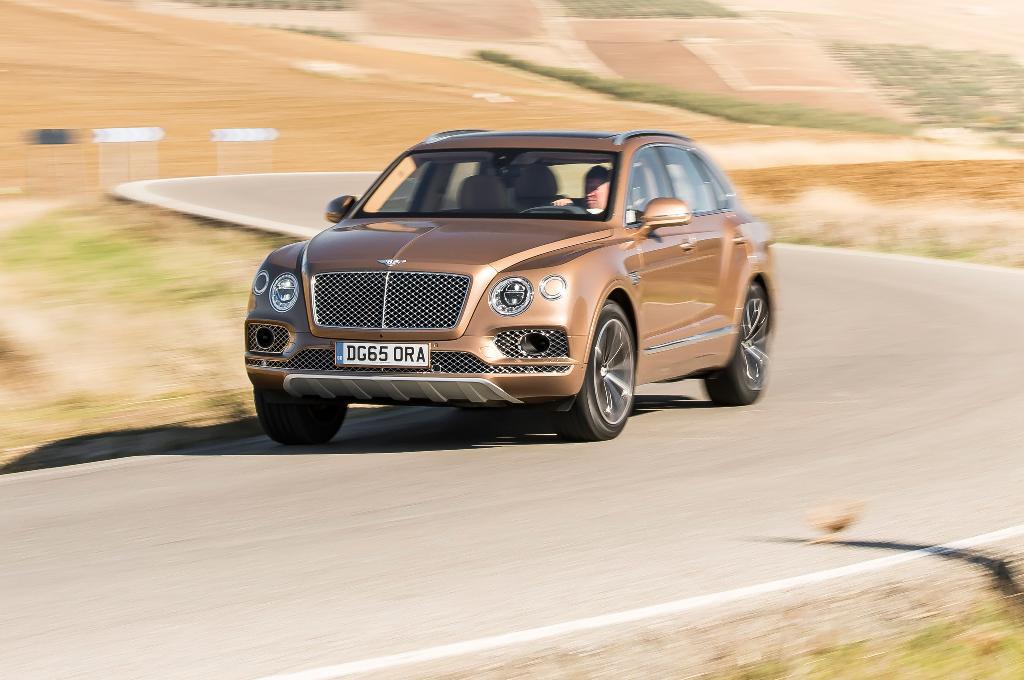 353743BENTAYGA0061.jpg