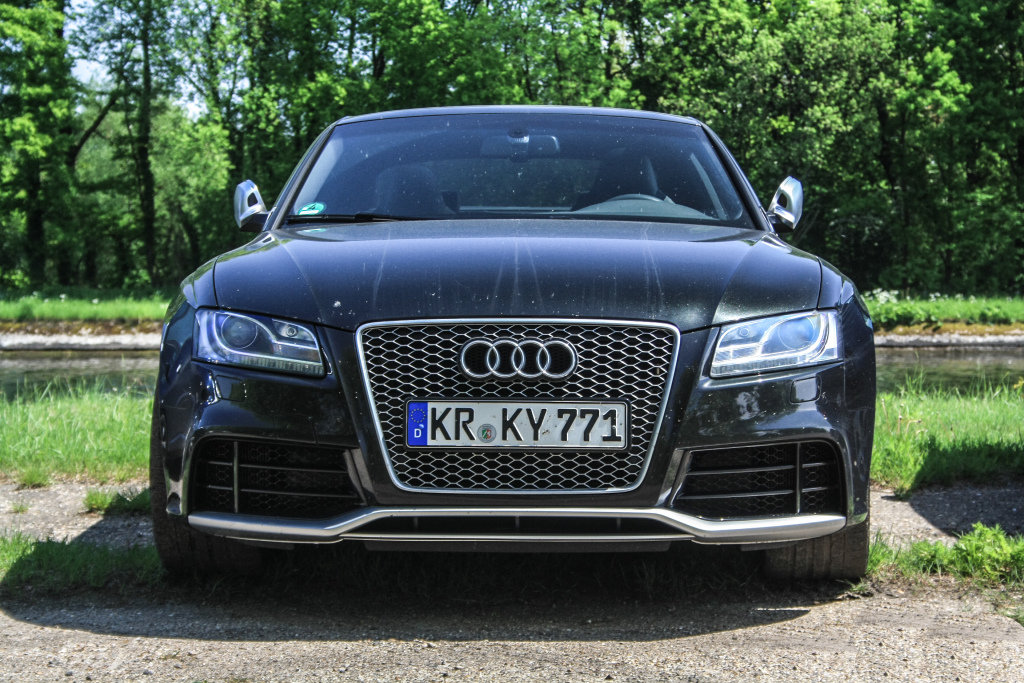 355950AUDIRS5927.jpg