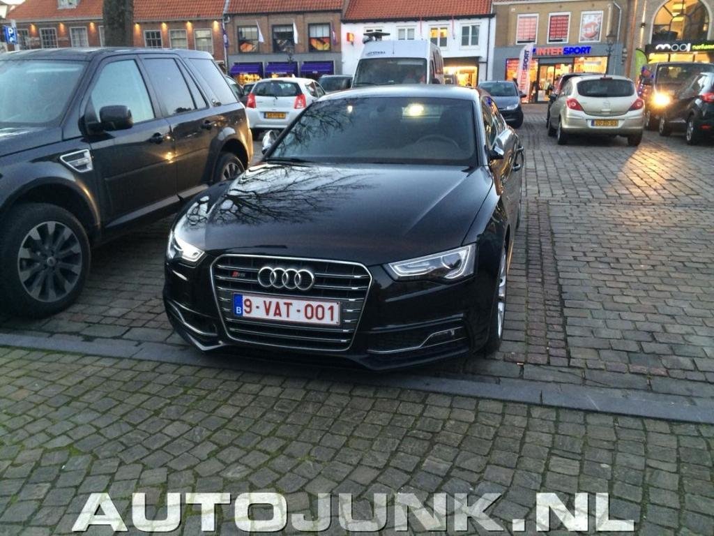 357054561S5SPORTBACK.jpg