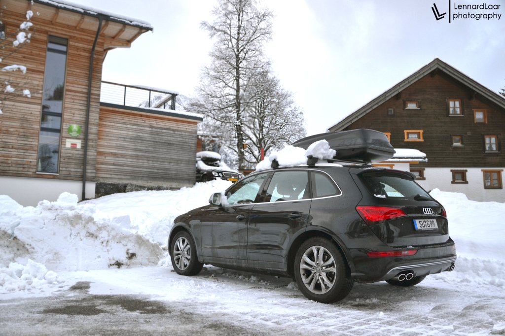 357653AUDISQ5918.jpg