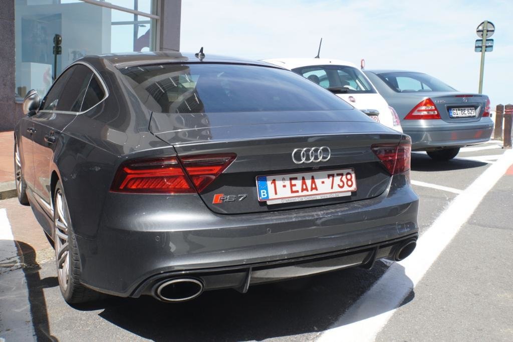 357669RS73431.jpg