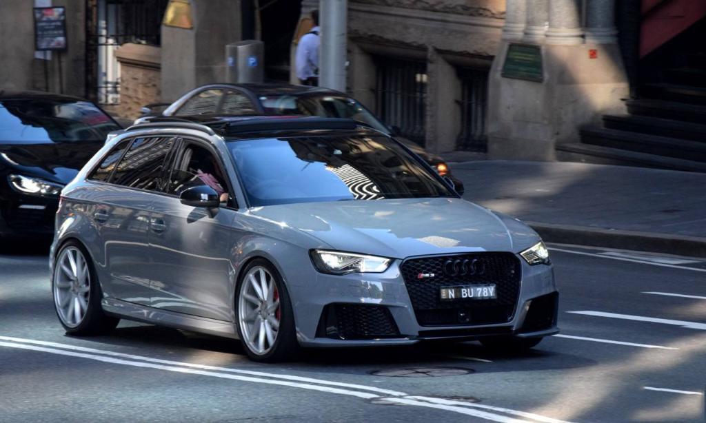 357730RS38V2204.jpg