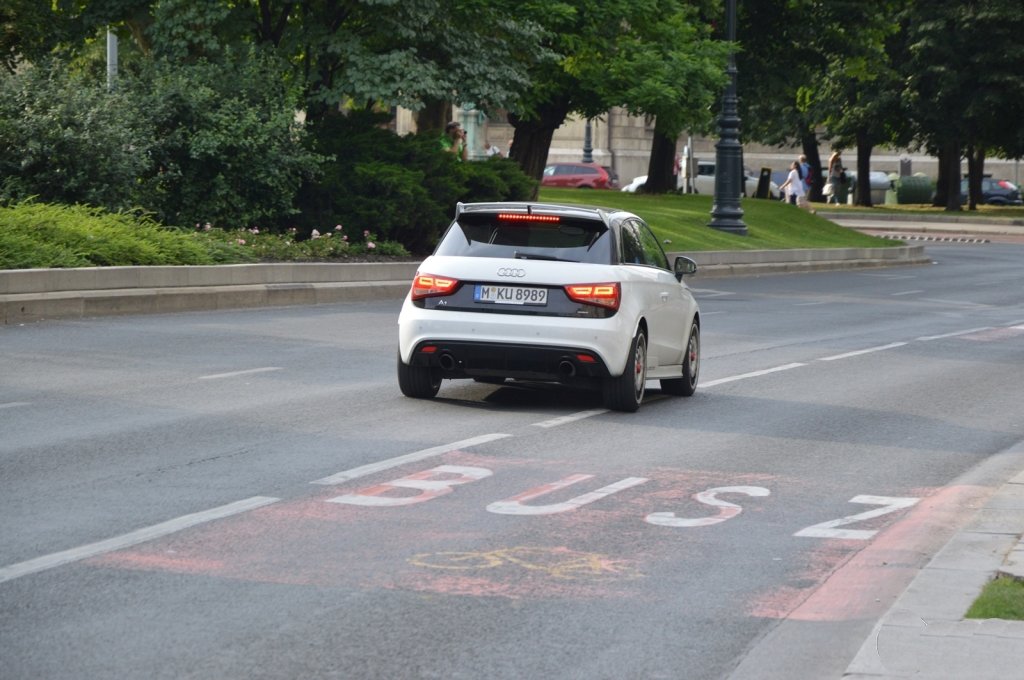 357731A1QUATTRO930.jpg