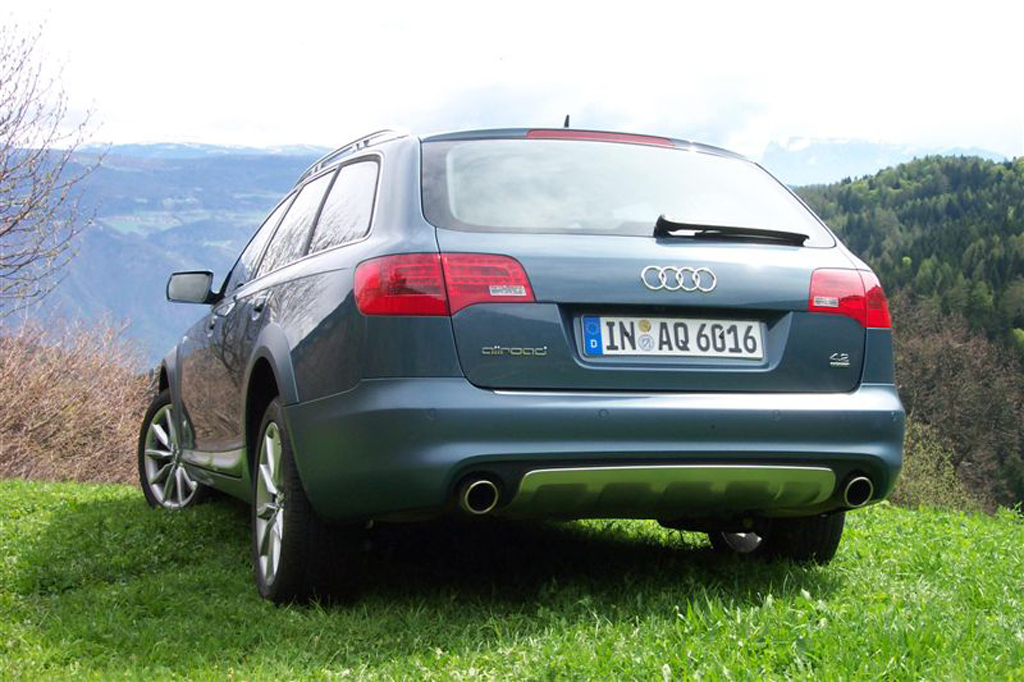 357925256AUDIA6C6ALLROAD.jpg