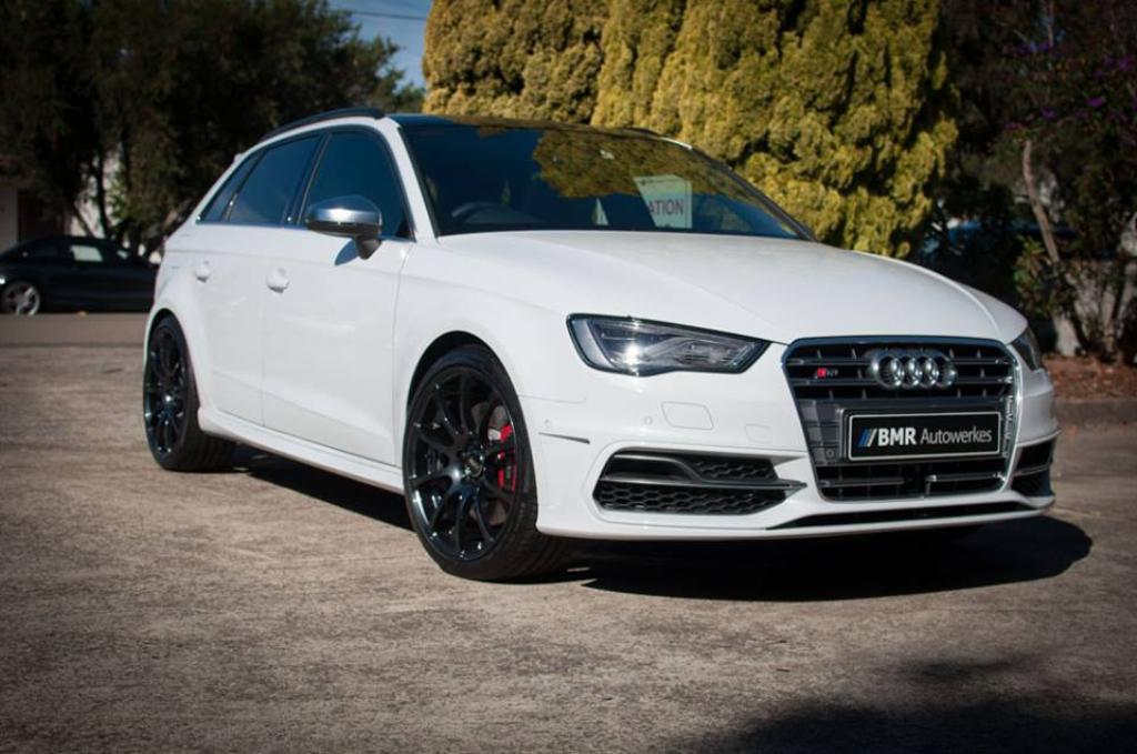 357988S38V1079.jpg