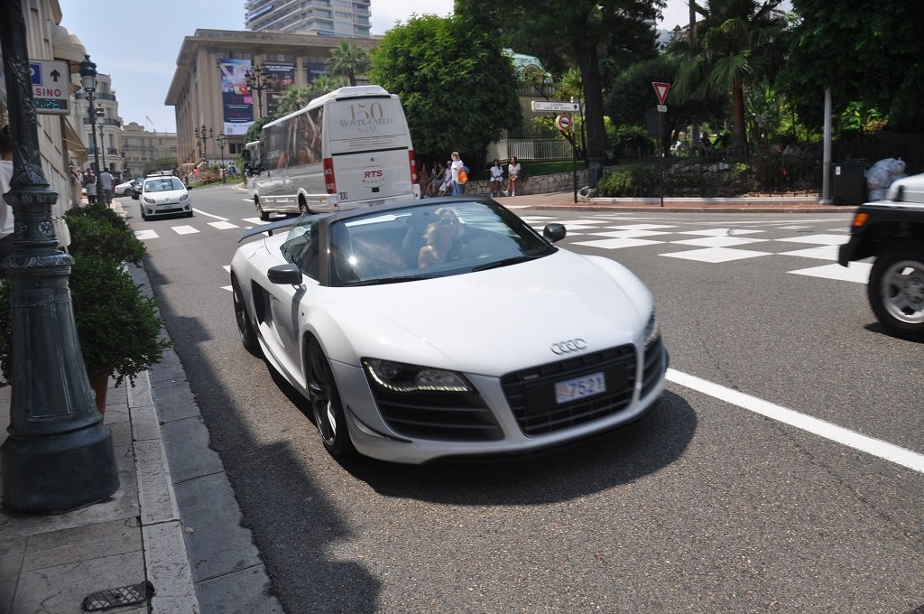 359535R8GT1072.jpg