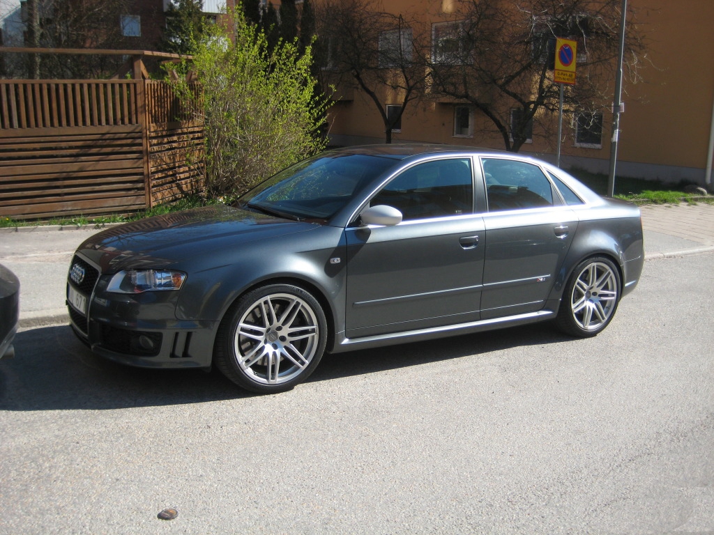 361206AUDIRS41217.jpg