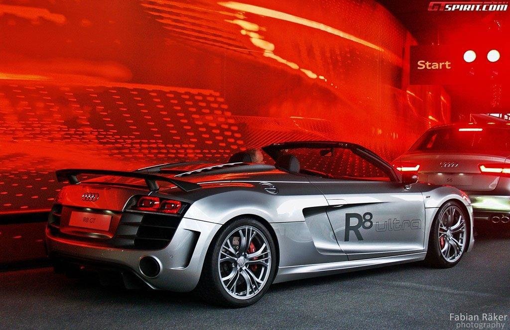 361226R8GT821.jpg