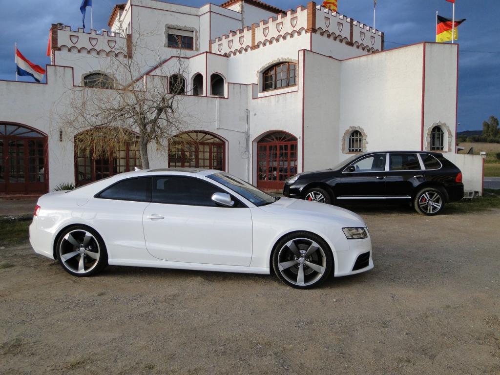 361599AUDIRS53067.jpg