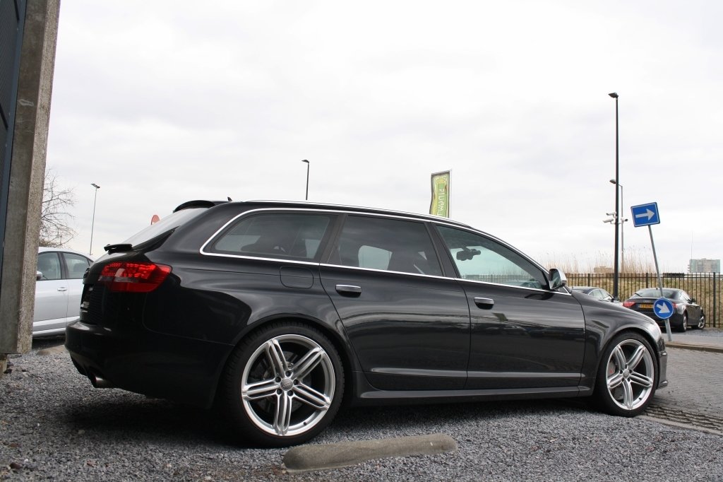 362563RS61593.jpg