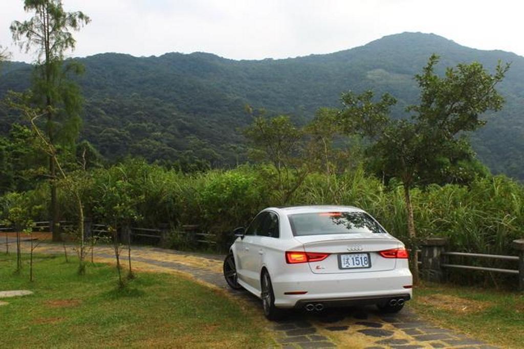 363913S38V889.jpg