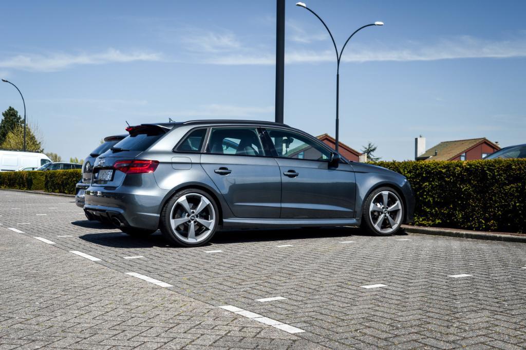 363995RS38V2543.jpg