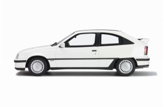 364480opelkadettgsi2016v.jpg