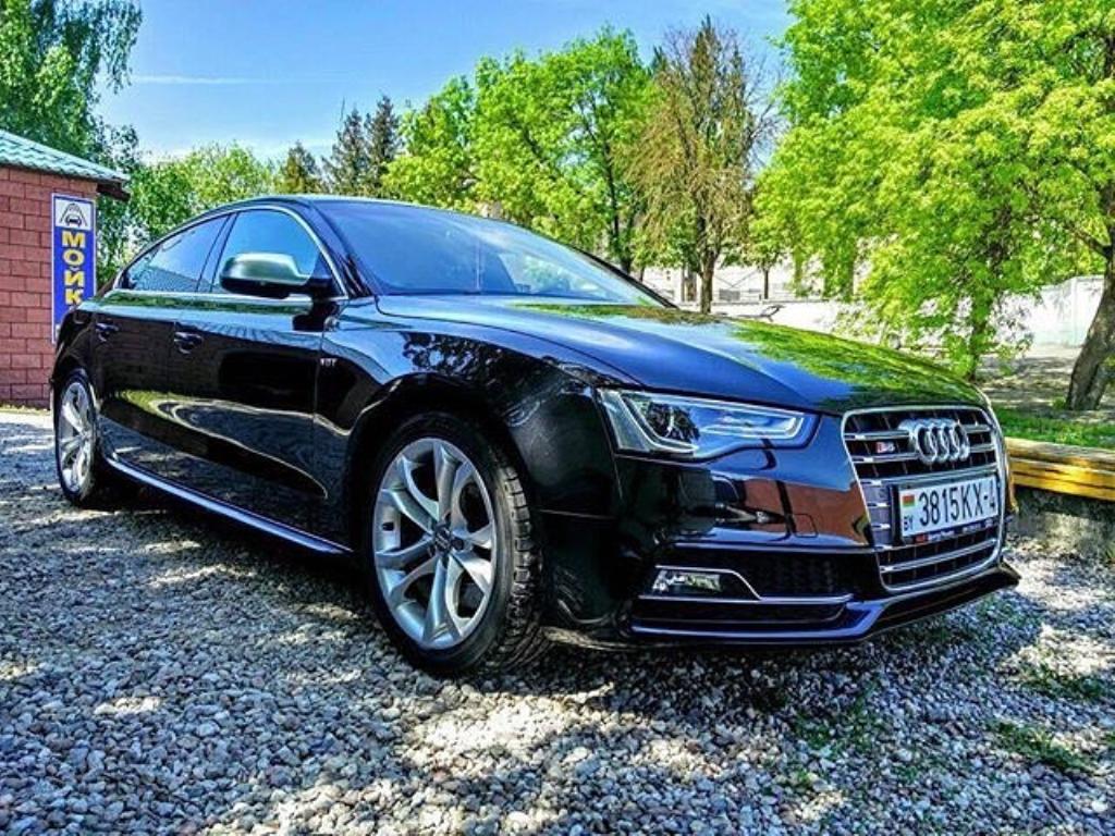 3646251059S5SPORTBACK.jpg